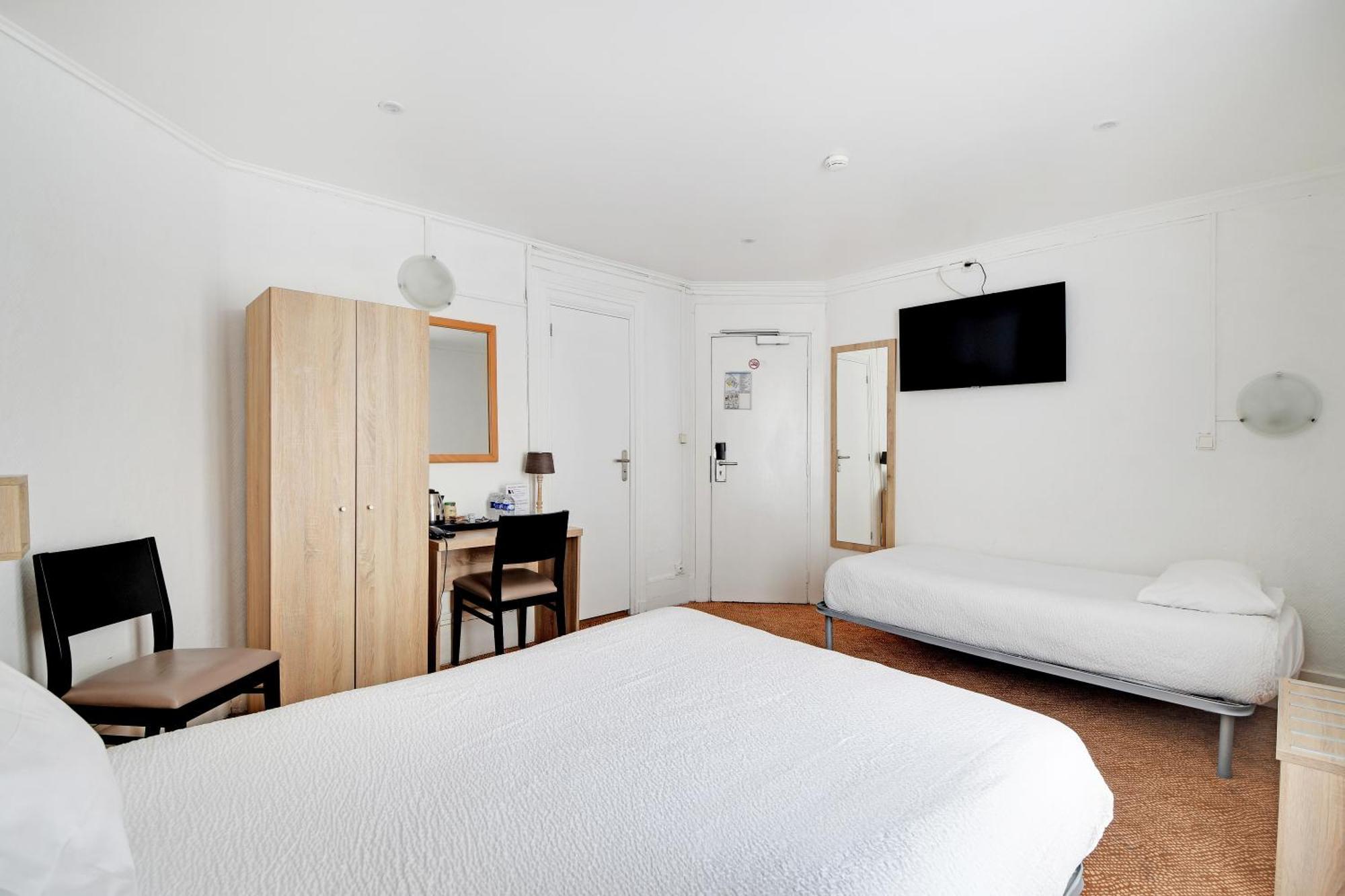 Hotel Altona 2*