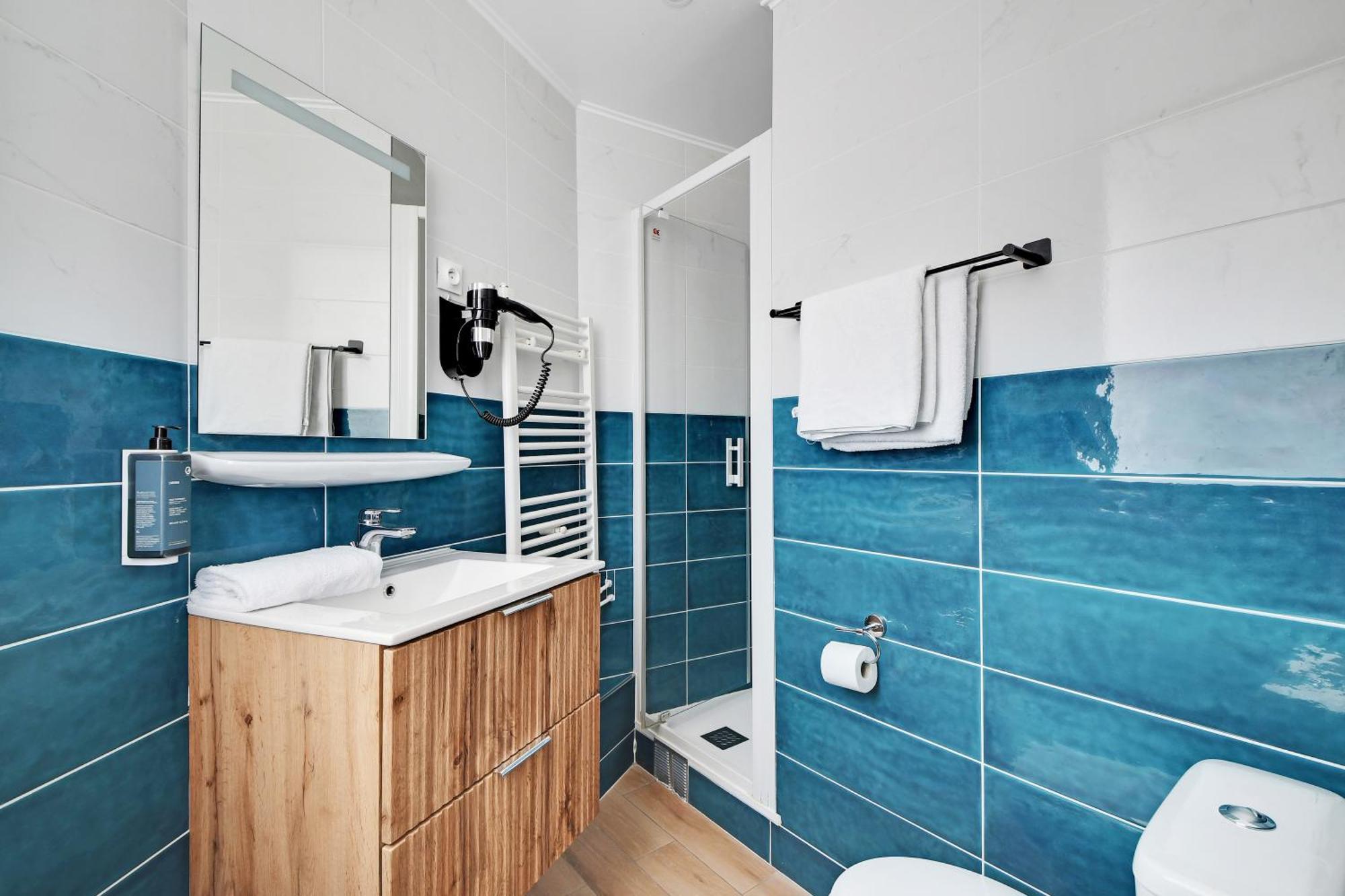 Altona 2* Paris