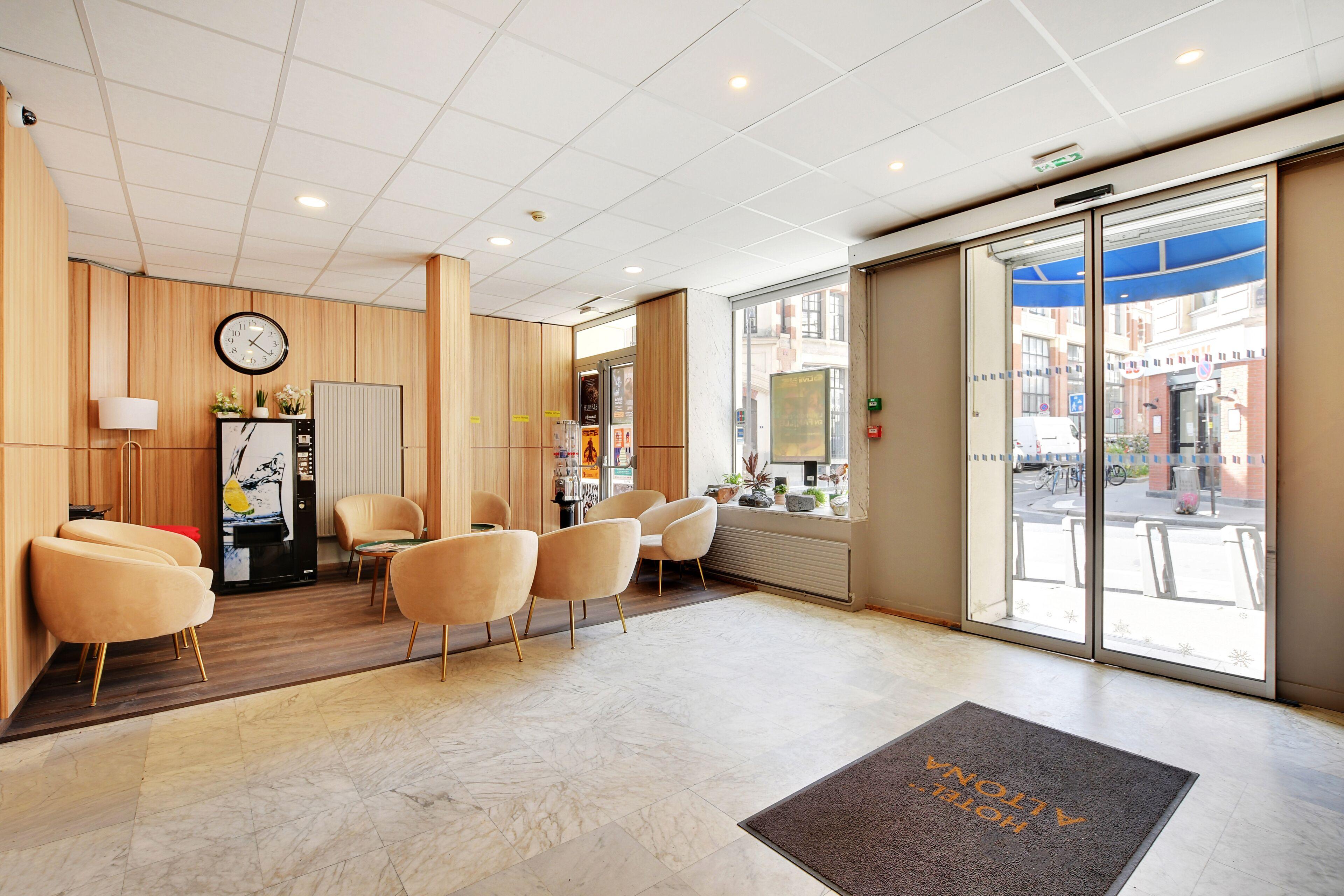 Hotel Altona 2*
