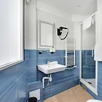 Altona 2* Parigi