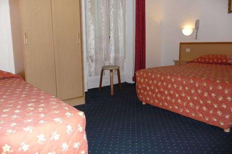 Hotel Altona 2*